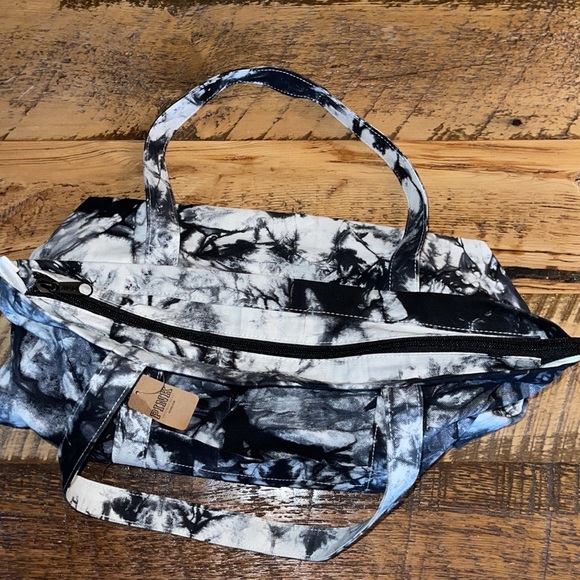 Victoria Secret black/white tote bag - Picture 6 of 8